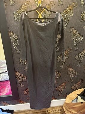 SKIMS Long Sleeve steel gray Form-Fitting Midi Dress